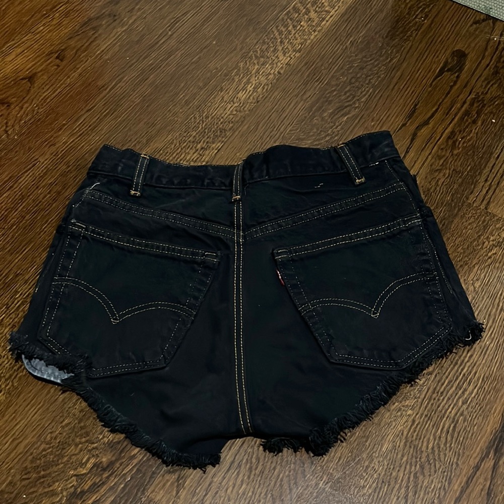 Levi’s Basic Denim Shorts